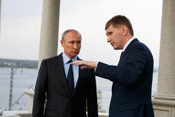 Губернатор успел показать Владимиру Путину только набережную — а ведь пермякам обещано еще много всего интересного
