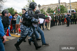 Несанкционированный митинг на Тверской улице. Москва, протестующие, задержания, полиция, несанкционированный митинг
