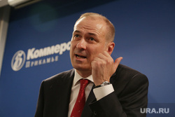 Пресс-конференция кандидата в губернаторы Пермского края Константина Окунева. Пермь, Окунев Константин
