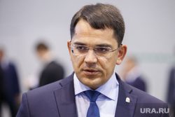 Заседание губернатора с главами МО и правительством в МВЦ Екатеринбург ЭКСПО, устинов александр