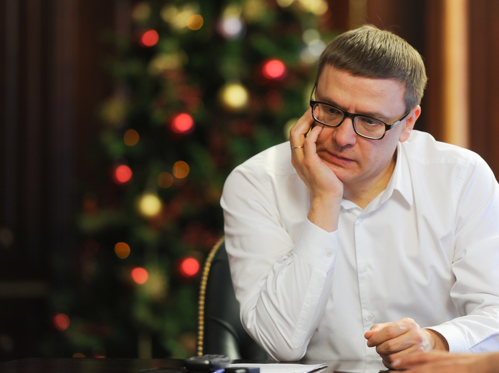 сын сергея левченко. яковлев игорь владимирович сын губернатора. антон натаров. сын губернатора. елка интервью про сына.