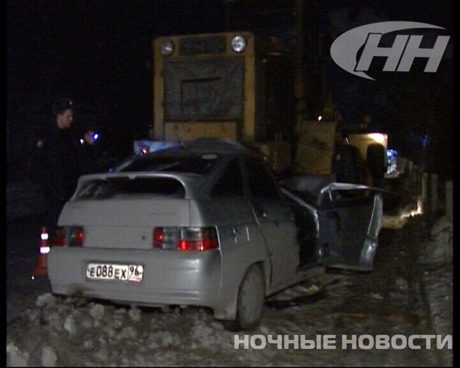 «Дважды в одну воронку». В Екатеринбурге – опять авария с участием грейдера: водитель пытался обогнать снегоуборочную технику… и погиб 