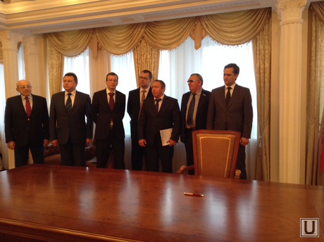 Подписание соглашения по дорожному строительству между ХМАО и Свердловской областью. Екатеринбург
