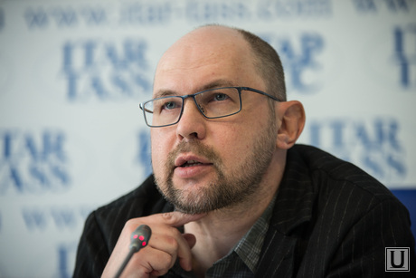 Алексей Иванов презентует в ИТАР-ТАСС книгу 