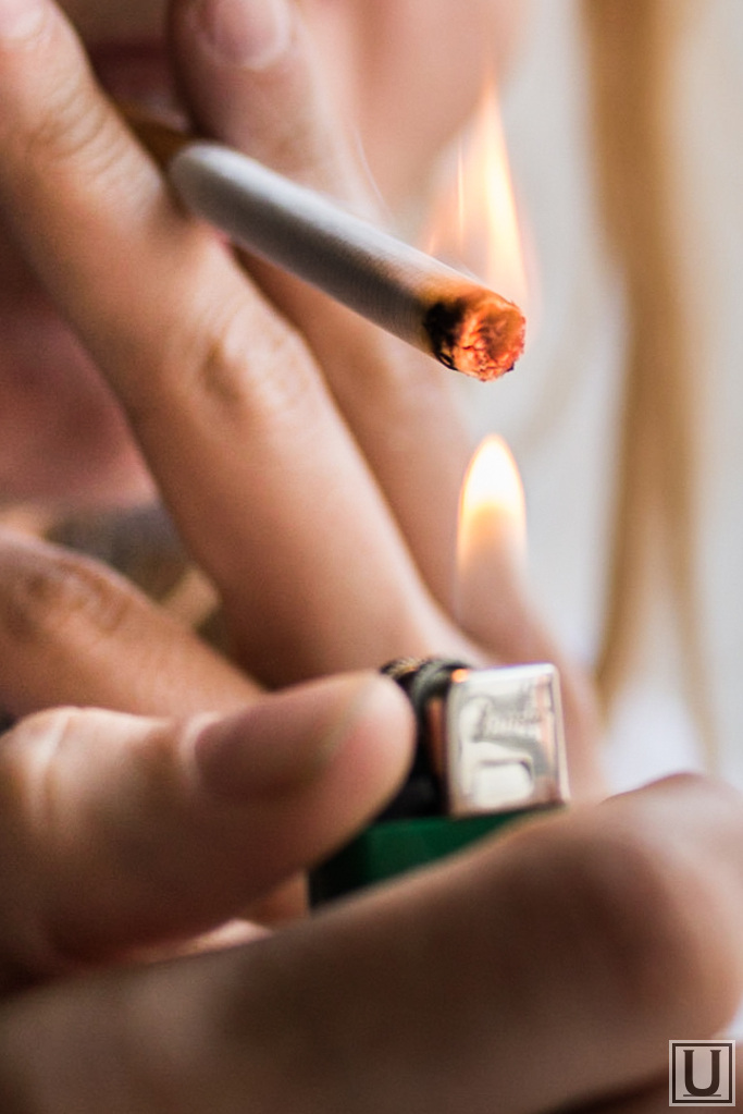 Что прячется в сигарете. Сигареты нет 18. Где взять сигареты. Приложение сигарета. Курить плохо.