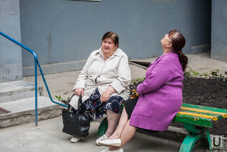 Аварийный дом по ул.Червишевский тракт, 15/1 и /2. Тюмень