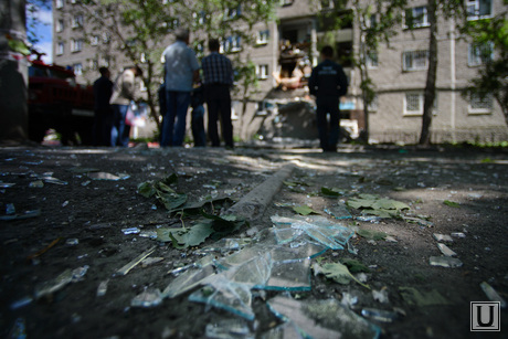 Взрыв на Сыромолотова, 28. Екатеринбург, битое стекло