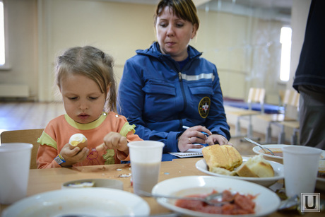 Взрыв на Сыромолотова, 28. Екатеринбург, девочка, мчс россии, питание