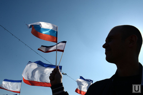 Крым. День перед референдумом., флаги, крым