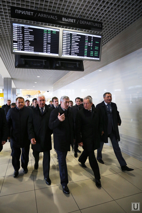 Пермская делегация в Кольцово и в Академическом, аэропорт кольцово, пермские чиновники, пермская делегация