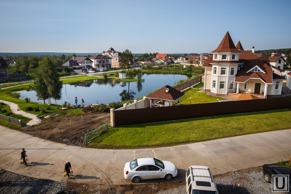 Палникс екатеринбург. Посёлок Палникс Екатеринбург. КП Палникс Екатеринбург. ЕКБ посёлок Палникс. Палникс озеро.