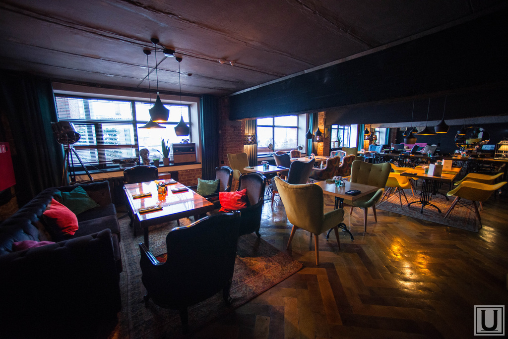 лофт-бар-галерея "дом печати". дом печати екатеринбург. лофт-бар-галерея "дом печати". дом печати в екатеринбурге кафе. дом печати екатеринбург.