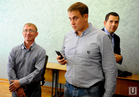 Областной избирком челябинской области. Вручение удостоверений кандидатам в губернаторы. Челябинск., пашин виталий, брижанин владимир, нациевский констатнтин