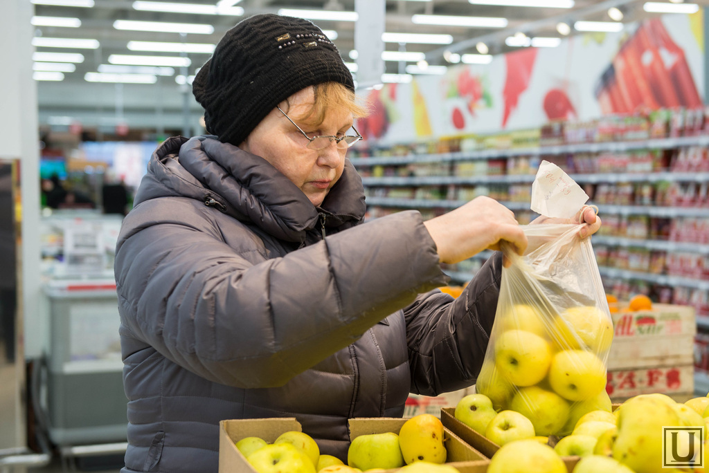 Покупатель фруктов