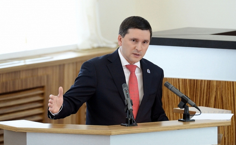 О пятилетней работе в должности губернатора ЯНАО Дмитрий Кобылкин отчитался в течение получаса