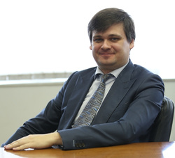 Руководитель Центра экономических и политических реформ Николай Миронов