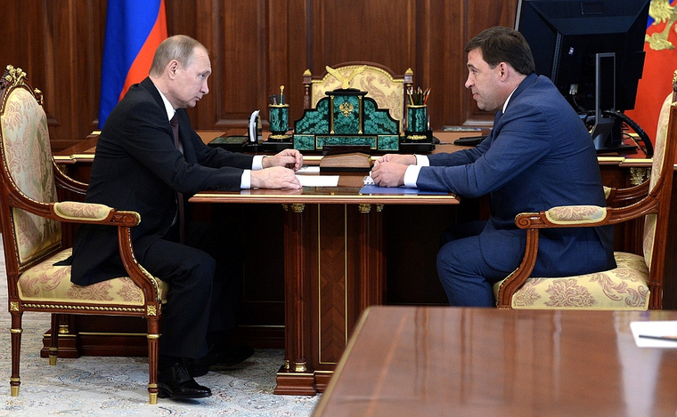 Источники в регионе утверждают, что Куйвашев ездил в Кремль вместе с главой своей администрации Тунгусовым