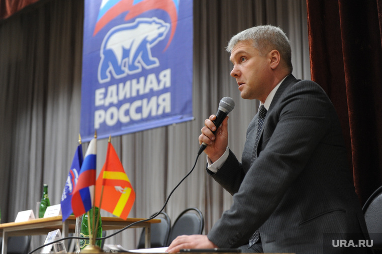 В Челябинске партийному лидеру припомнили руководство бандой