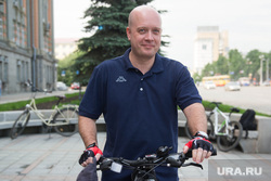 Велосипедисты у администрации Екатеринбурга, свалов егор