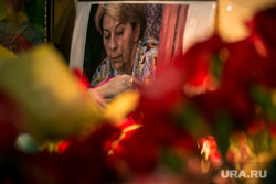 Мемориалы после крушения ТУ-154 в небе над Сочи. Концертный зал Александрова. Офис доктора Лизы. Москва, мемориал, траур, глинка елизавета, цветы