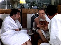Знаменитая сцена в бане обогатила владельцев парных и производителей алкоголя