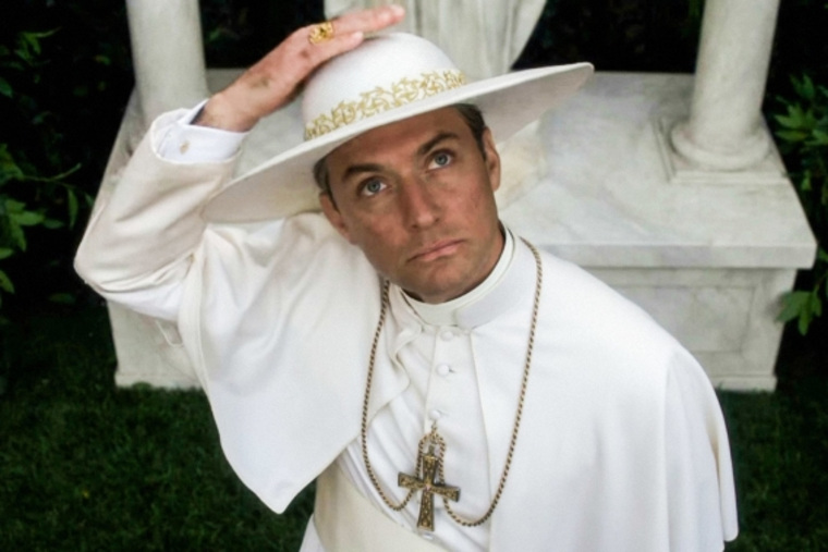 Джуд Лоу примерил на себя роль Папы Римского