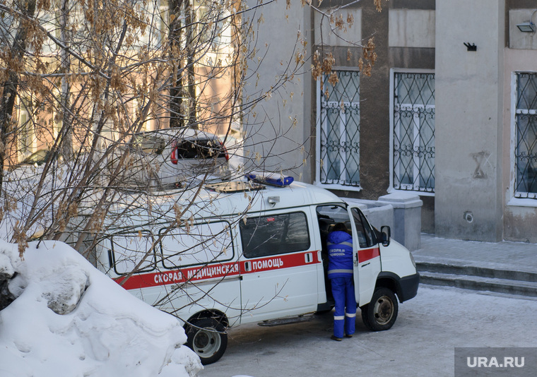 Прогулка по Нижнему Тагилу, приемный покой, демидовская городская больница, медицинская помощь