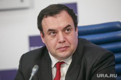 Пресс-конференция в ТАСС, посвященная местным референдумам с участием Максима Григорьева. Москва, брод александр