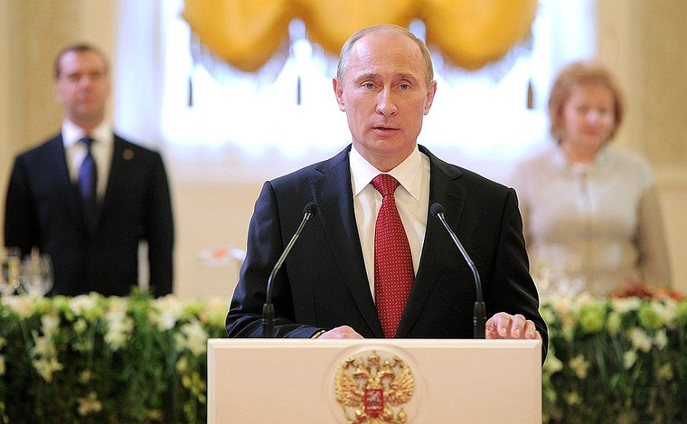 Владимир Путин сегодня вступит в должность Российского Президента
