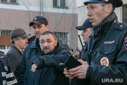 Несанкционированное шествие сторонников Навального у кинотеатра Россия. Курган, задержание, полиция