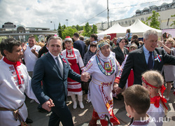Празднование Дня России. Тюмень, моор александр, национальный костюм