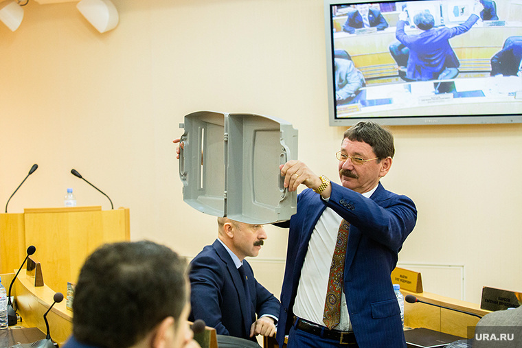 Евгений Барсов был уверен, что честно выигранные выборы защитят его мандат