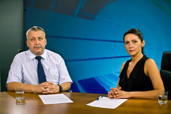 Александр Иванович в студии телевизионной программы «Интервью».