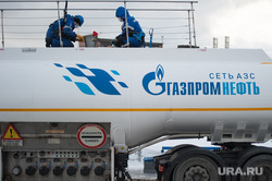 Процесс контроля качества топлива на АЗС "Газпромнефть". Екатеринбург, цистерна, азс газпромнефть, бензавоз