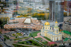 Вид на город с ЖК "Эверест". Екатеринбург, атриум палас отель, город екатеринбург
