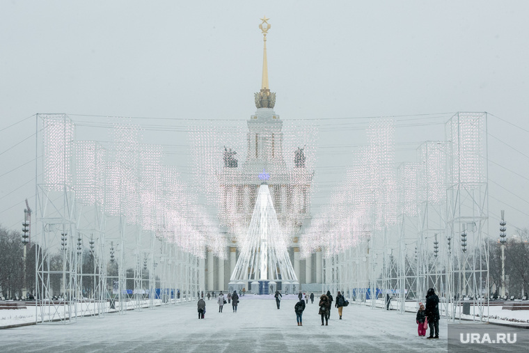 Елка на ВДНХ. Москва, вднх, зима, новогодняя елка, центральный павильон, павильон №1