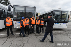 Вручение новых автобусов OOO «Общественный городской транспорт». Челябинск, холод дмитрий