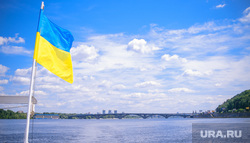 Флаг Украины, борьба, кулак, прослушка, флаг украины, киев, днепр