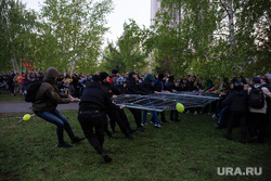 Протесты у сквера. Екатеринбург