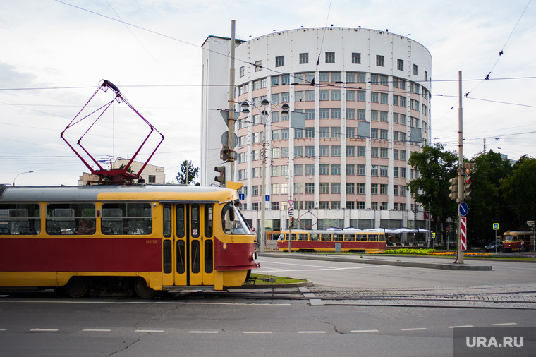 Виды Екатеринбурга, гостиница исеть, трамвай