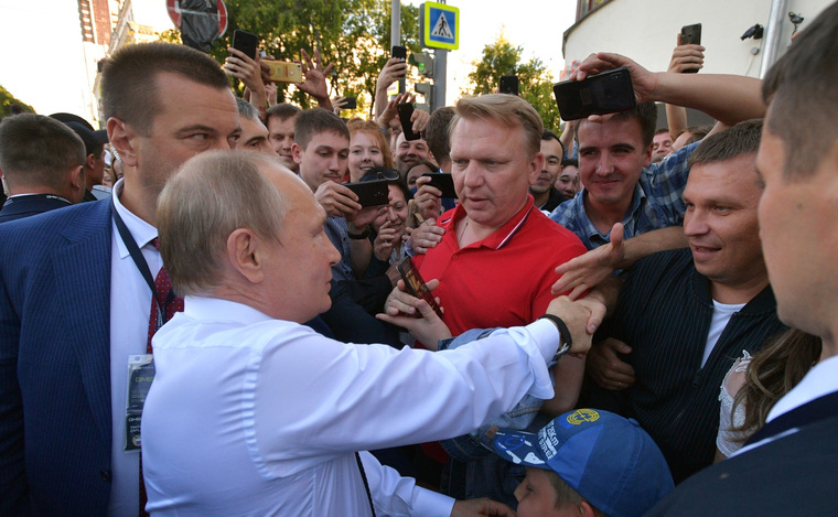 Владимир Путин постарался передать уральцам свое ощущение важности момента