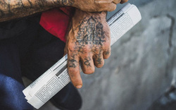 Татуировки на руках бывшего заключенного, заключенные, бандит, татуировка, руки, зк, преступность, криминал