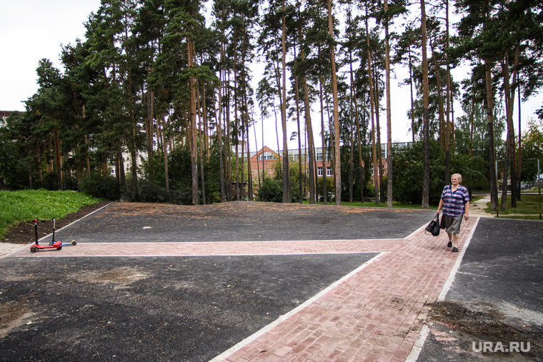 Парки и скверы Екатеринбурга, сквер Первых строителей МЖК
