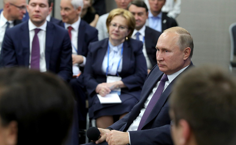 Владимир Путин впервые пригласил общественность на Госсовет. Возражений не было