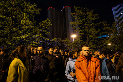 Третий день протестов против строительства храма Св. Екатерины в сквере у театра драмы.Екатеринбург