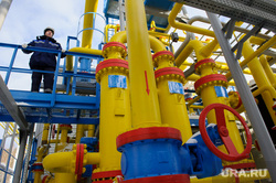 Отправка первой партии сжиженного природного газа автотранспортом из России в Казахстан. Екатеринбург