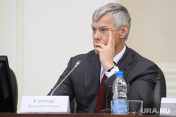 Совещание с представителями партий УрФО в полпредстве. Екатеринбург