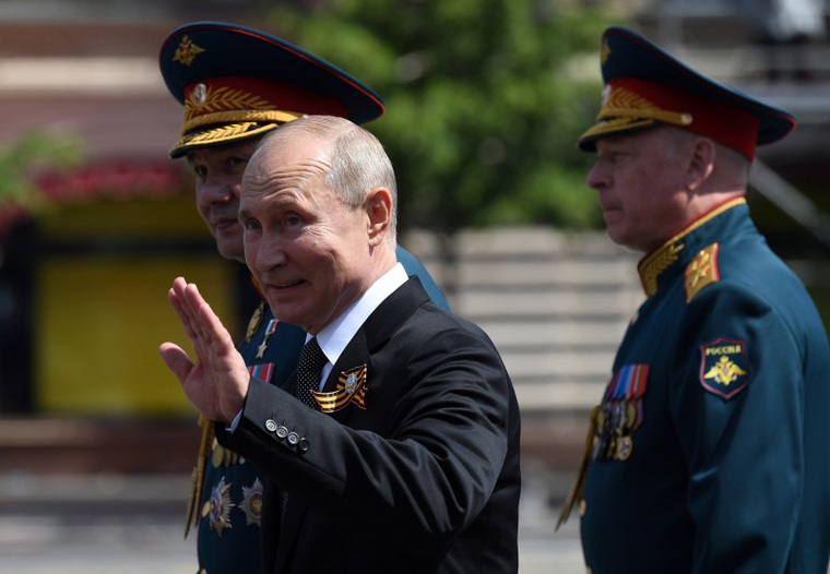Президент Владимир Путин сумел провести Парад Победы несмотря на угрозу коронавируса