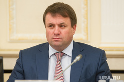 Президиум в резиденции губернатора по строительству жилья для сирот. Екатеринбург