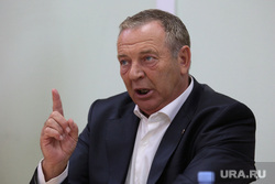 Кандидат в губернаторы Пермского края Александр Репин на пресс-конференции. Пермь